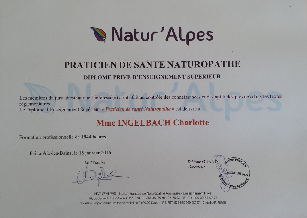 photo diplome Charlotte INGELBACH
