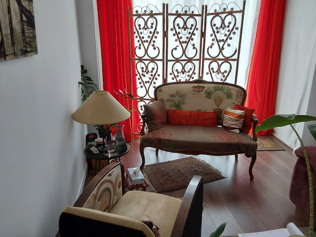 photo cabinet Jocelyne Cosse