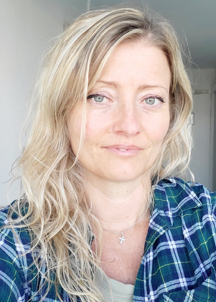 photo portrait Laure Magnétiseuse 06 & 83