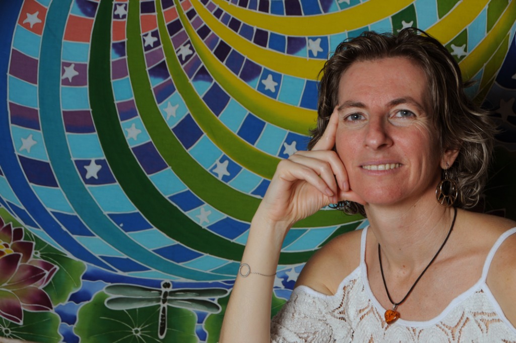 photo portrait Cardinal Nathalie