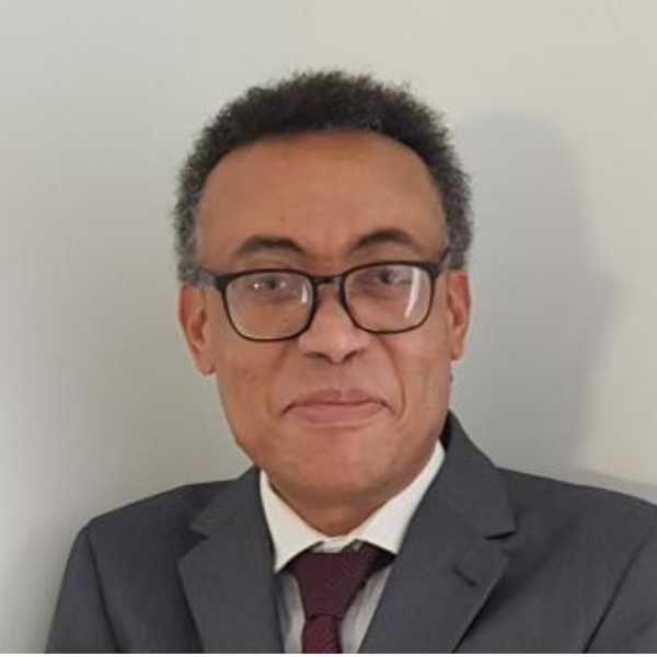 Professeur Pascal soutarson(PhD)