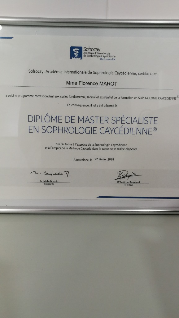 photo diplome Florence MAROT Sophrologue Caycédienne
