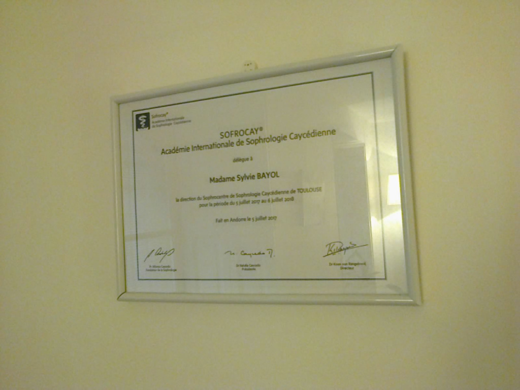 photo diplome Sophrocentre Caycédien de Toulouse