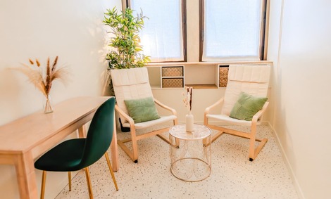 photo cabinet Madeleine Lobé