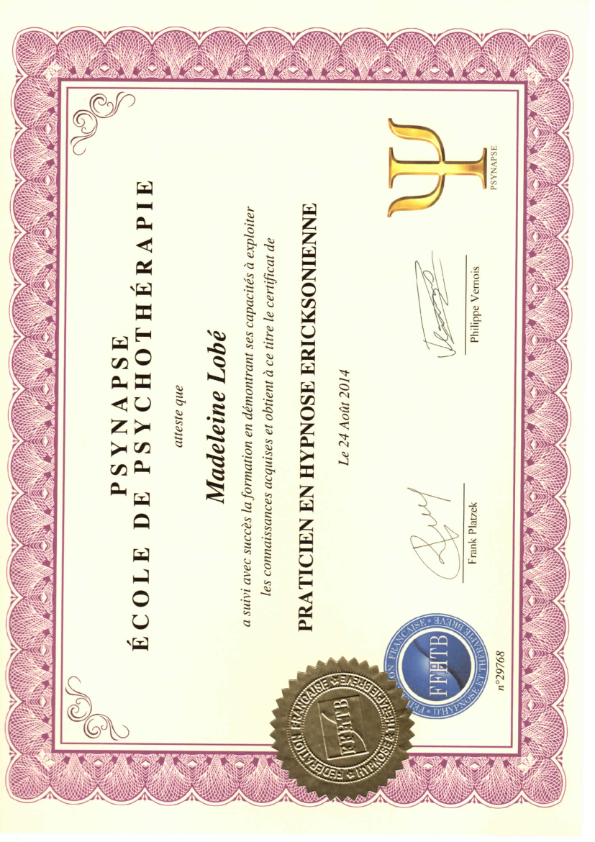 photo diplome Madeleine Lobé
