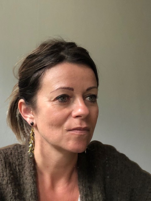 photo portrait Cécile ARNOUX GUIRAGOSSIAN