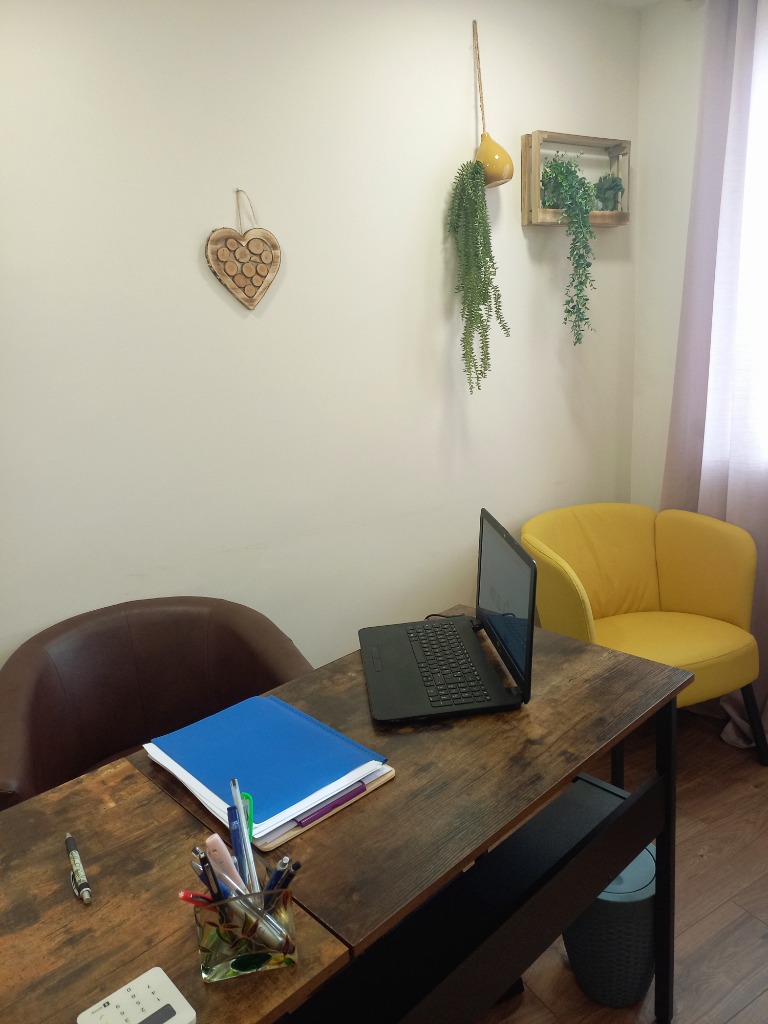 photo cabinet Sandra  HURET