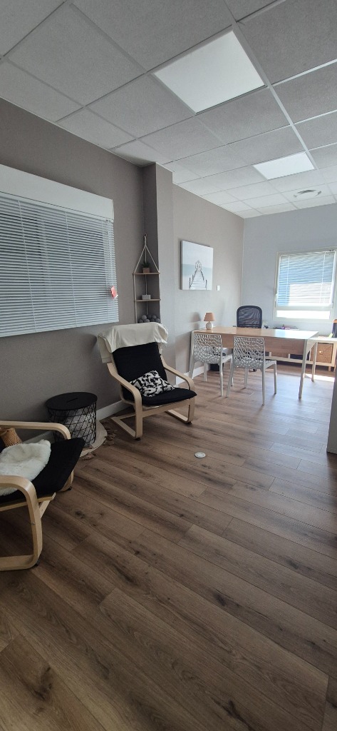 photo cabinet Catherine CHAMBOUVET