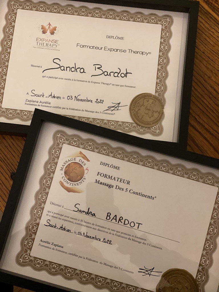 photo diplome Sandra Clerc Bardot