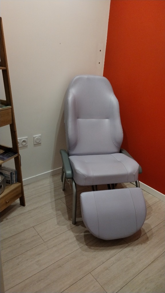 photo cabinet Mylène COUPAT