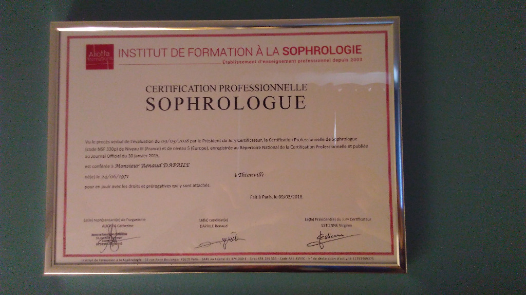 photo diplome Renaud DAPRILE 