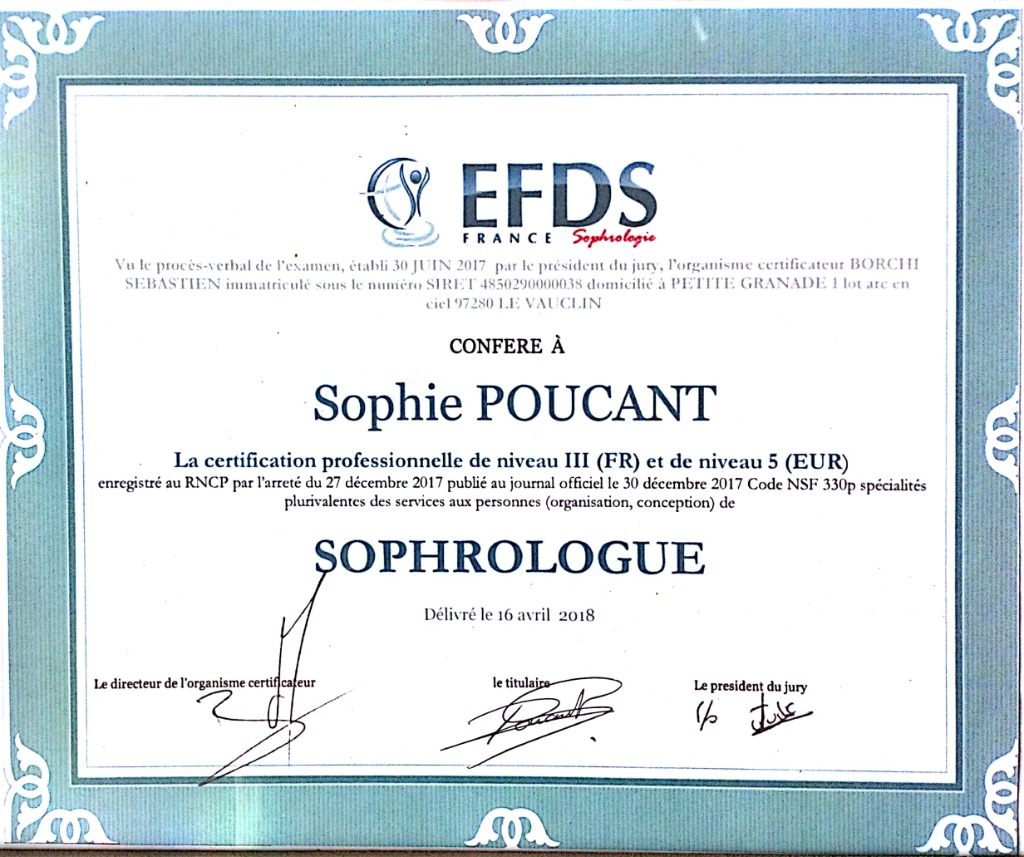 photo diplome Sophie POUCANT