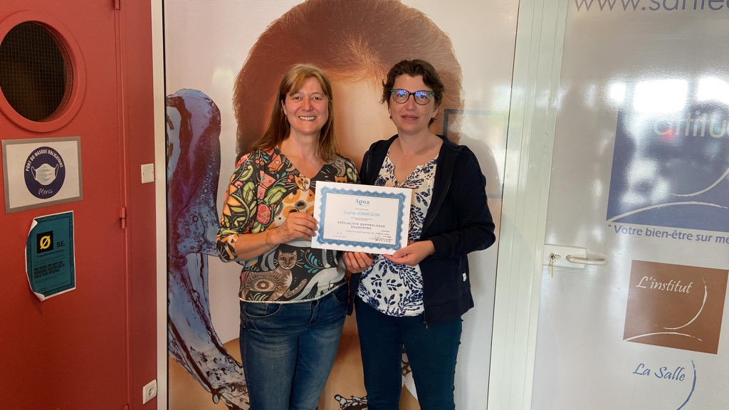 photo diplome Sophie JONNEQUIN