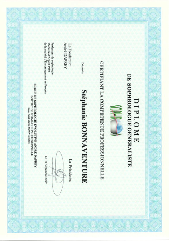 photo diplome Stephanie BONNAVENTURE 