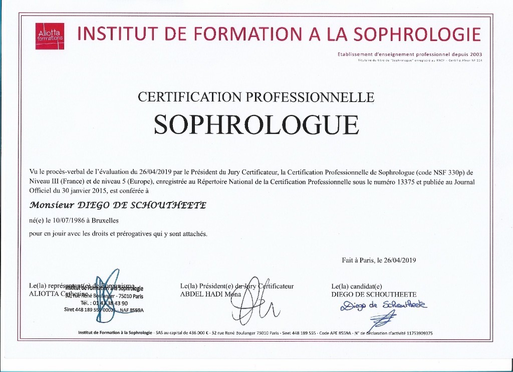 photo diplome Diego de Schoutheete