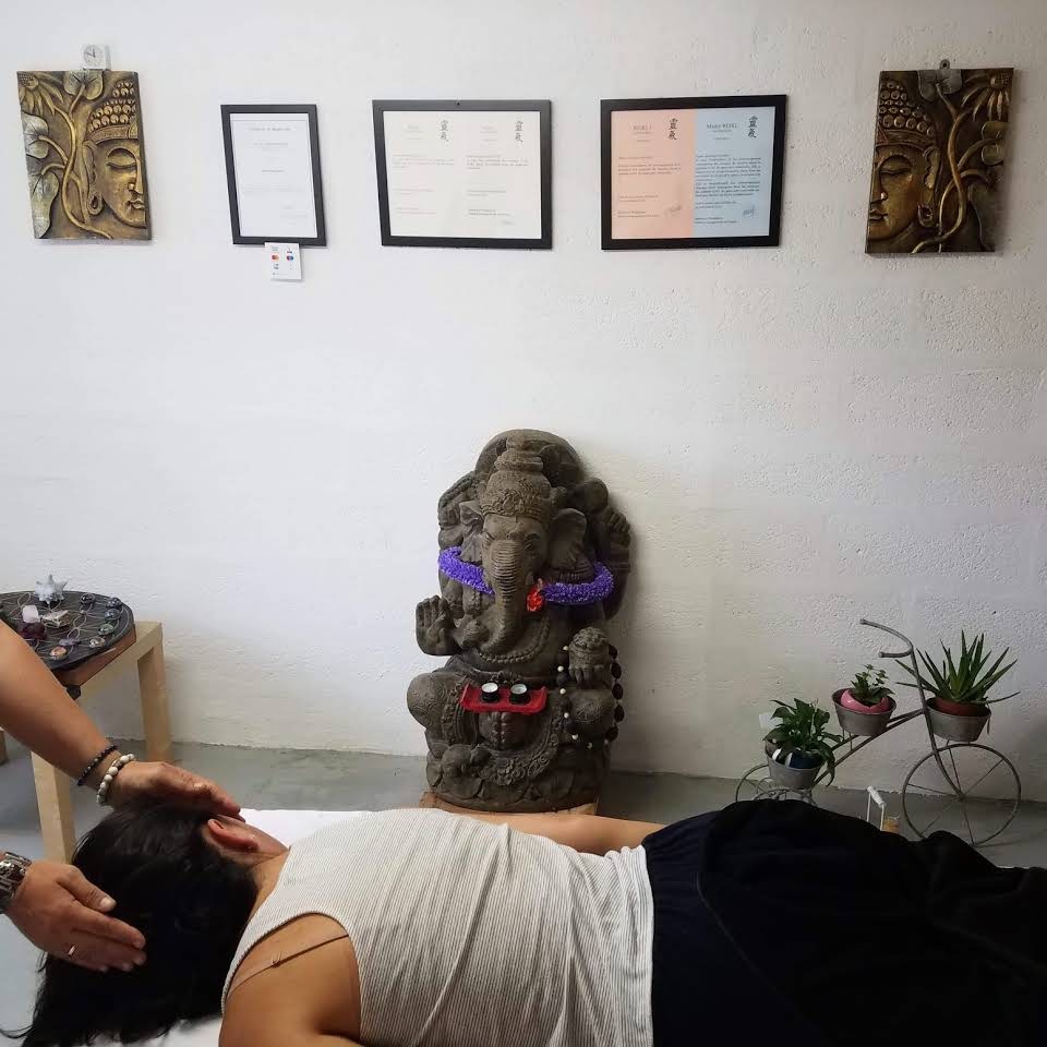 photo seance Gwladys Magnetiseuse - Thérapeute énergétique