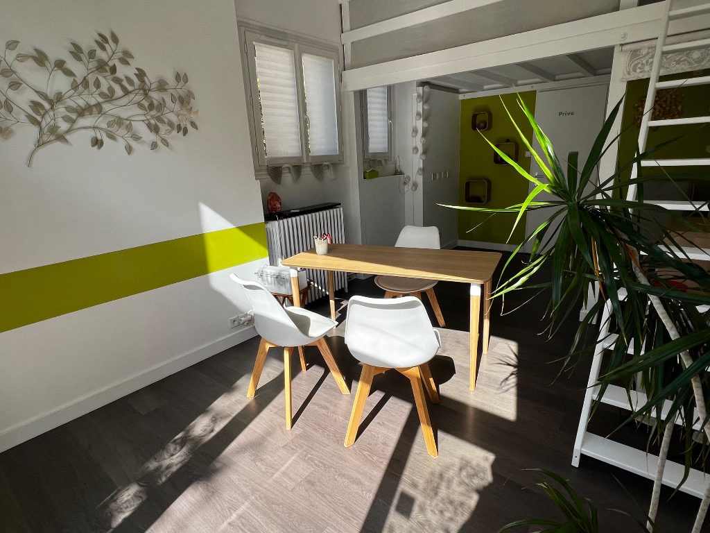 photo cabinet Isabelle Schillig