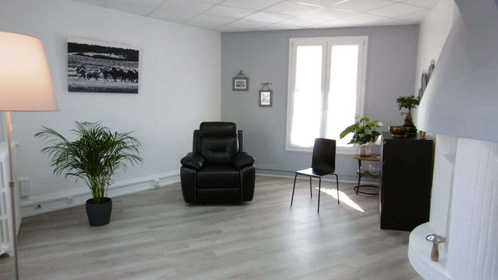 photo cabinet Marie-Christine Chambon-Bienvenu