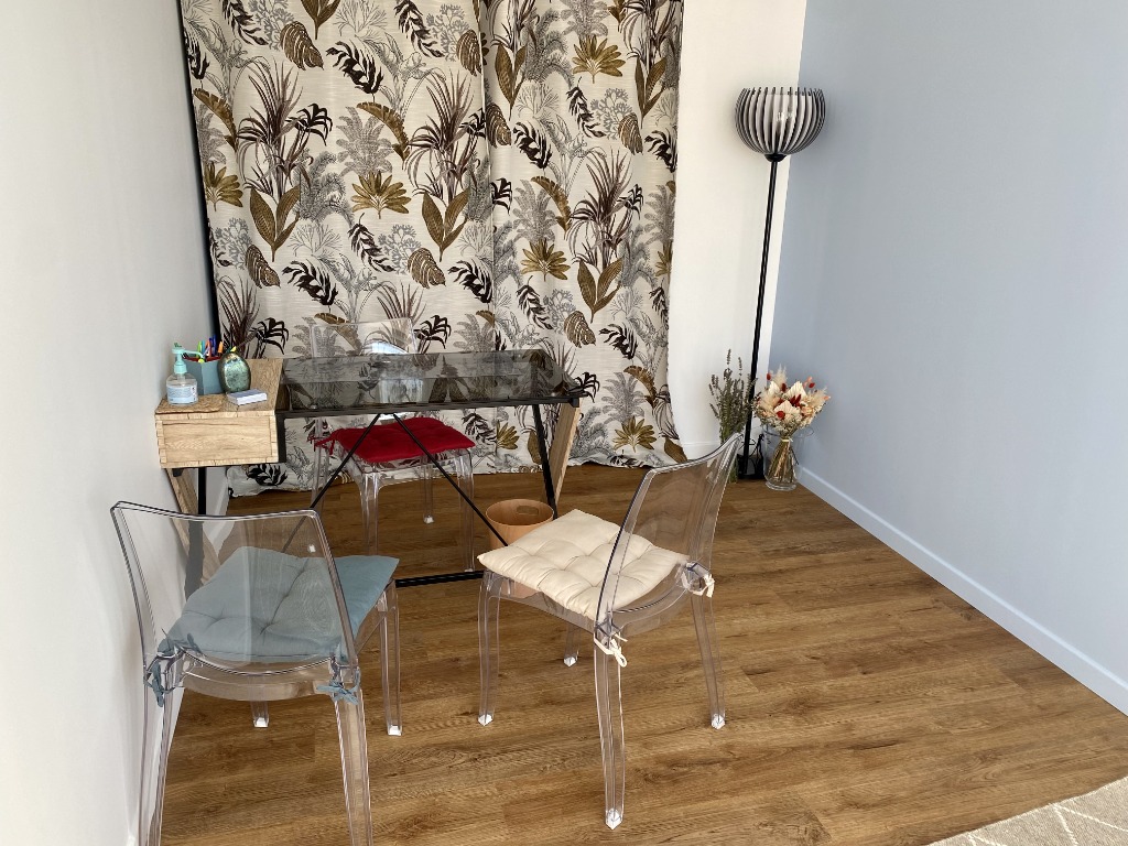 photo cabinet Julie DEMARCONNAY 