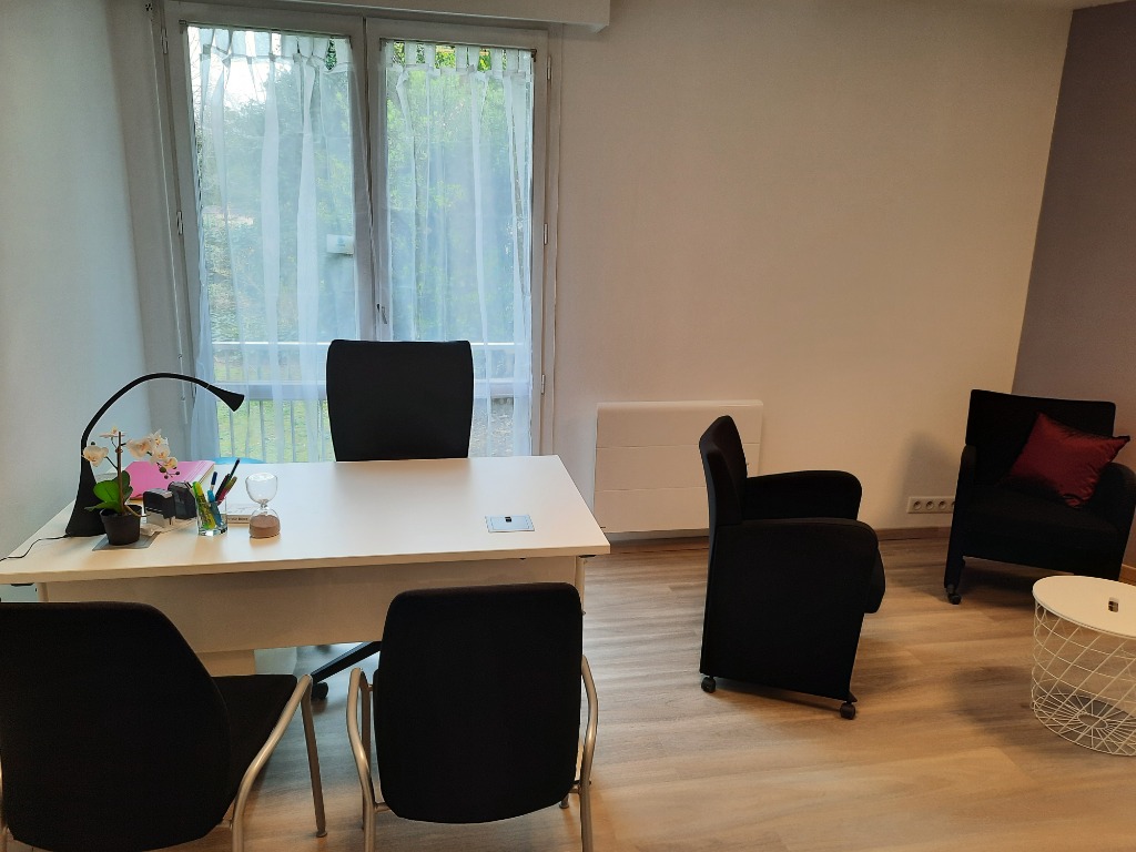 photo cabinet Virginie LANG