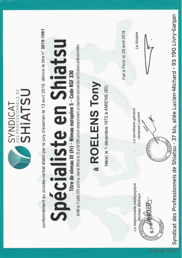 photo diplome SHIATSU KAI