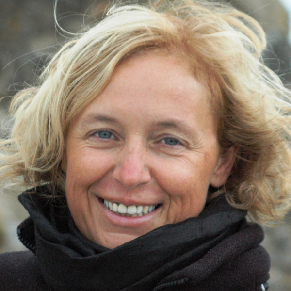 Béatrice HALLIER COQUILLAT