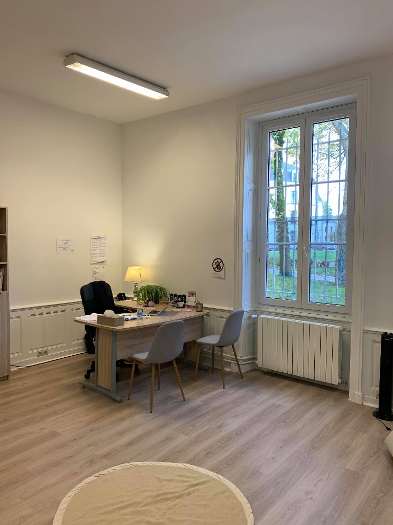 photo cabinet Valerie HARTI