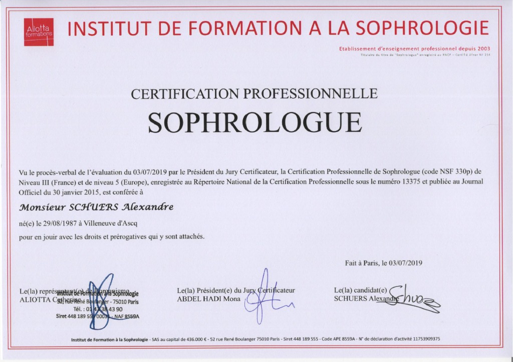 photo diplome Alexandre  SCHUERS