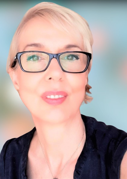 photo portrait Juliette DOMJAN