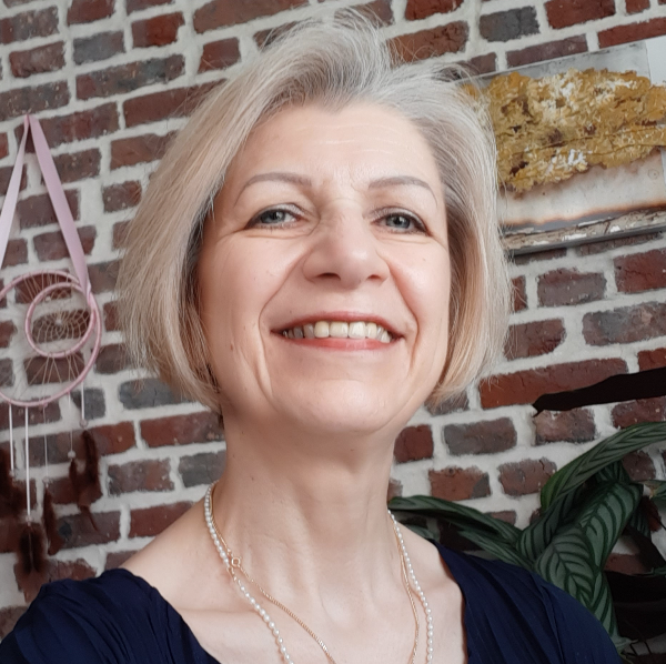 Marie-Cécile Mertens