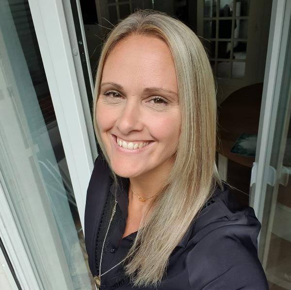 Claire TEXIER BOUZAGOU