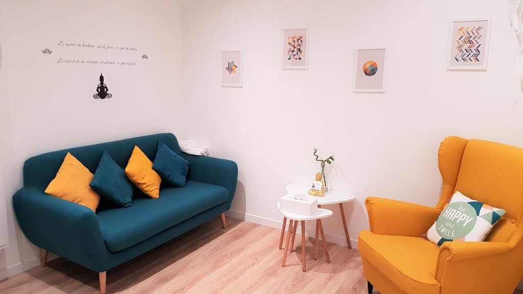 photo cabinet Claire TEXIER BOUZAGOU