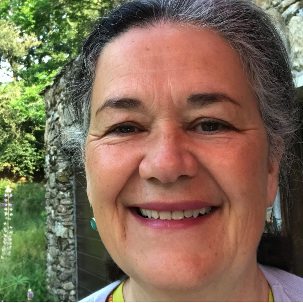 Suzanne VAN DER PUTTEN