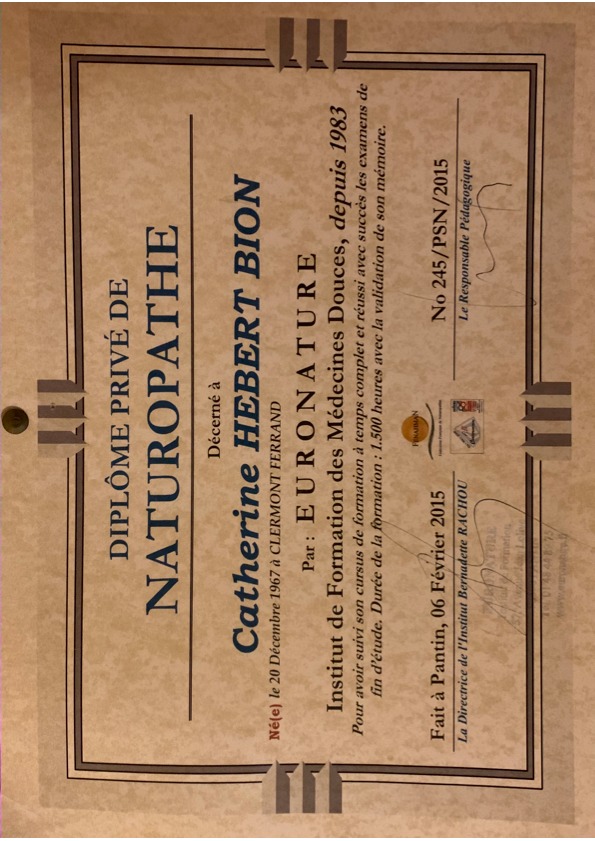 photo diplome Catherine Hebert Bion