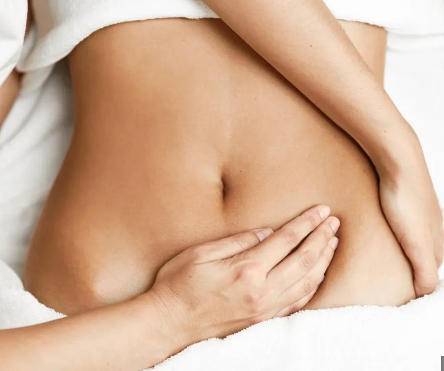 photo portrait Julie Sabourault | Shiatsu, Chi Nei Tsang, Qi Gong