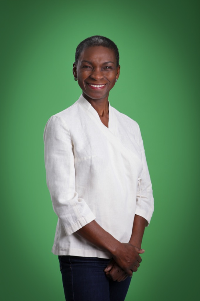 photo portrait Awui Shiatsu by Awuitoh Dzinekou Denise