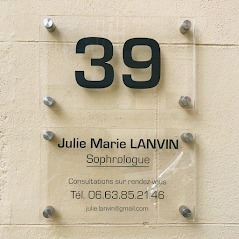 photo diplome JULIE LANVIN