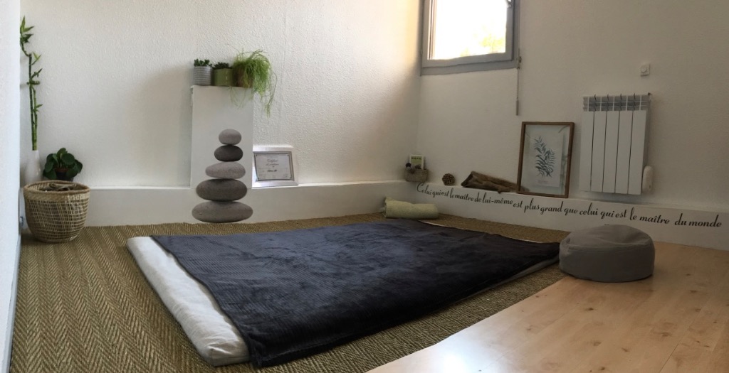 photo cabinet Hélène JAY - Cabinet de Forgues