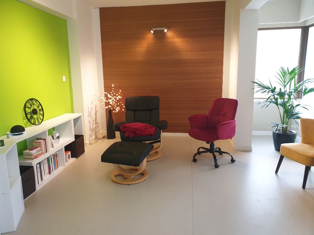 photo cabinet Michael DIVAY