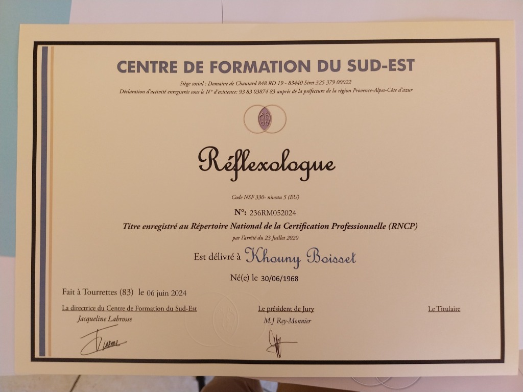 photo diplome Khouny Boisset