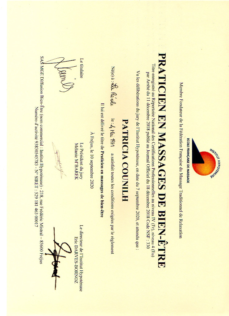 photo diplome AroMa'Réflex Patricia COUNILH