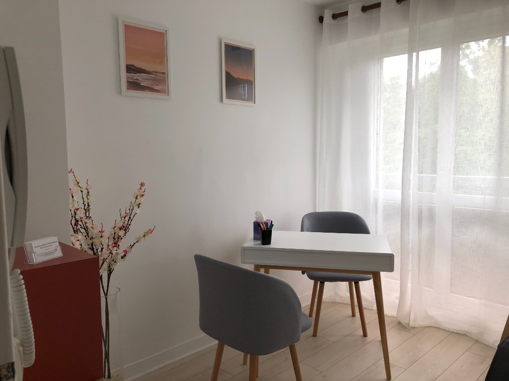 photo cabinet Christelle DEBELUT DUBRASQUET