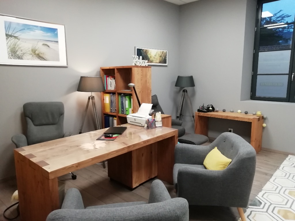 photo cabinet Karine BAUDU