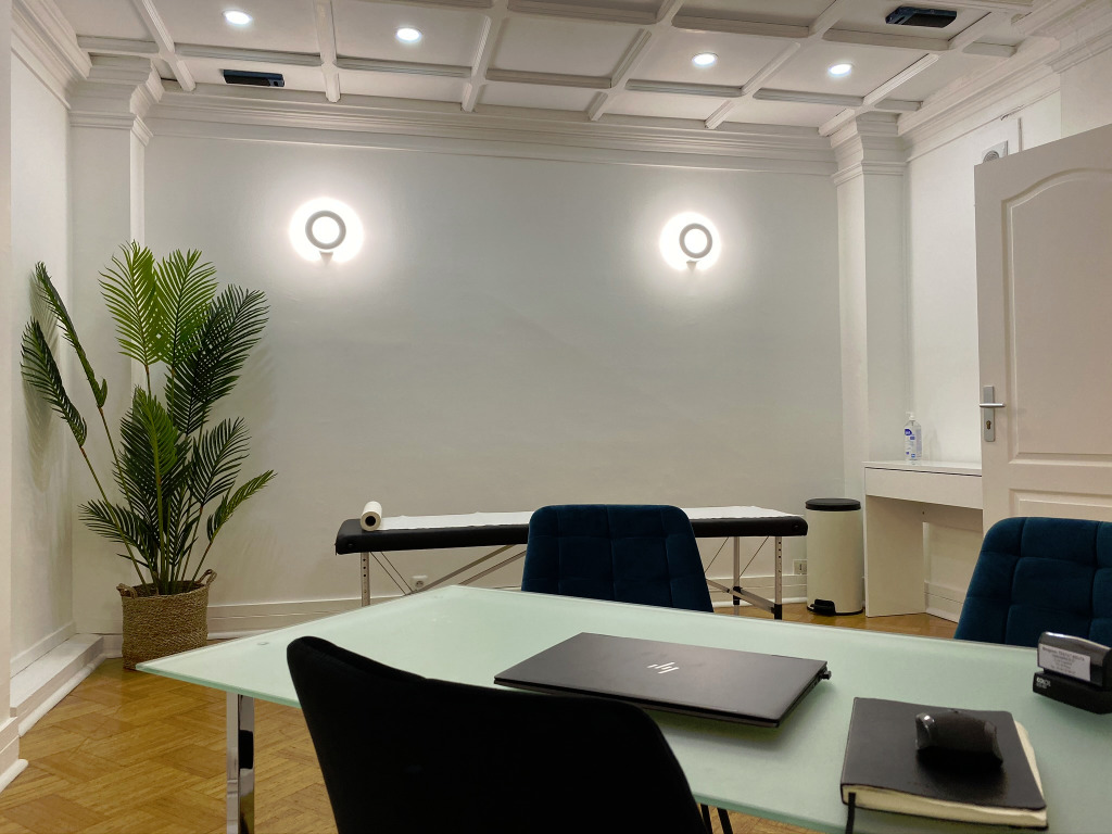 photo cabinet Benjamin Testut-Kelfa Ostéopathe Paris 16