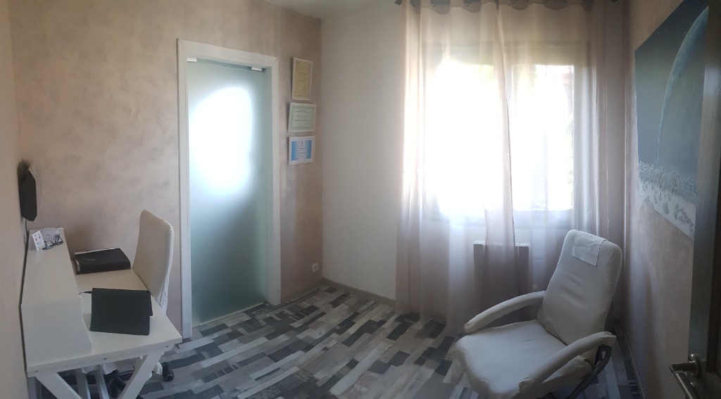 photo cabinet Dominique Monsterleet