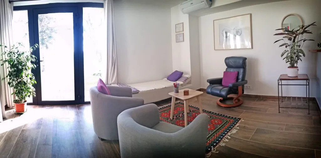 photo cabinet Delphine BRUNO LAMBERTO