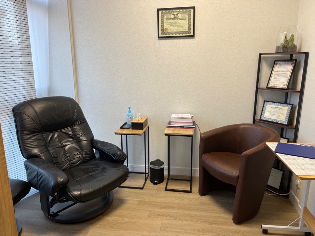 photo cabinet Damien Serrano