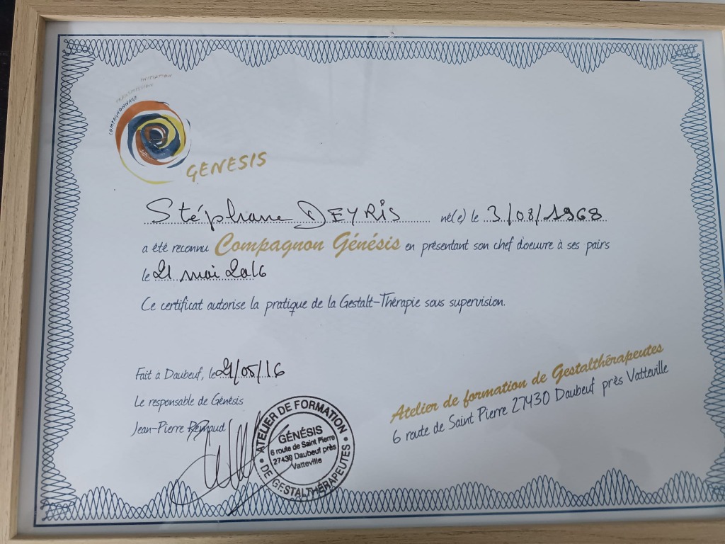photo diplome Stéphane DEYRIS - Gestalt-Thérapie
