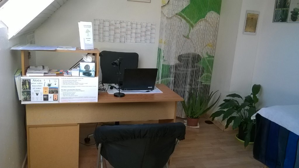 photo cabinet Isabelle Mamberti