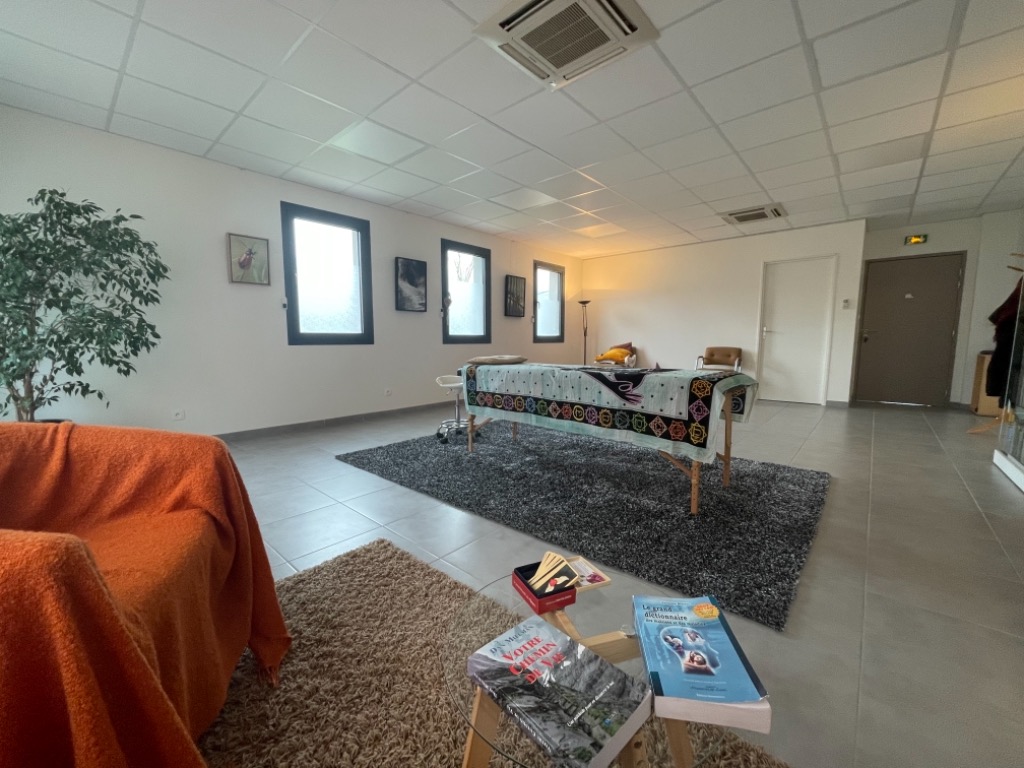 photo cabinet Laetitia Ellem